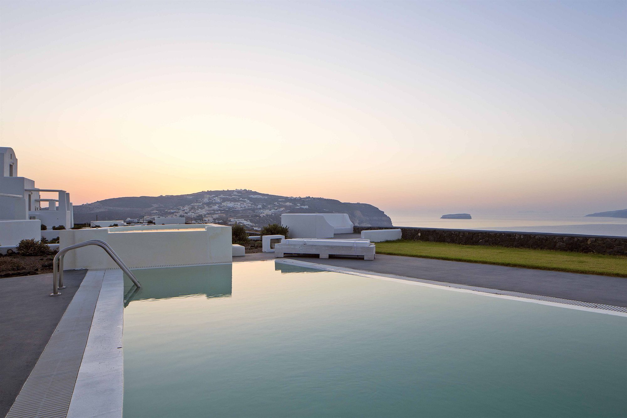 Santorini Princess Presidential Suites Akrotírion Exterior foto